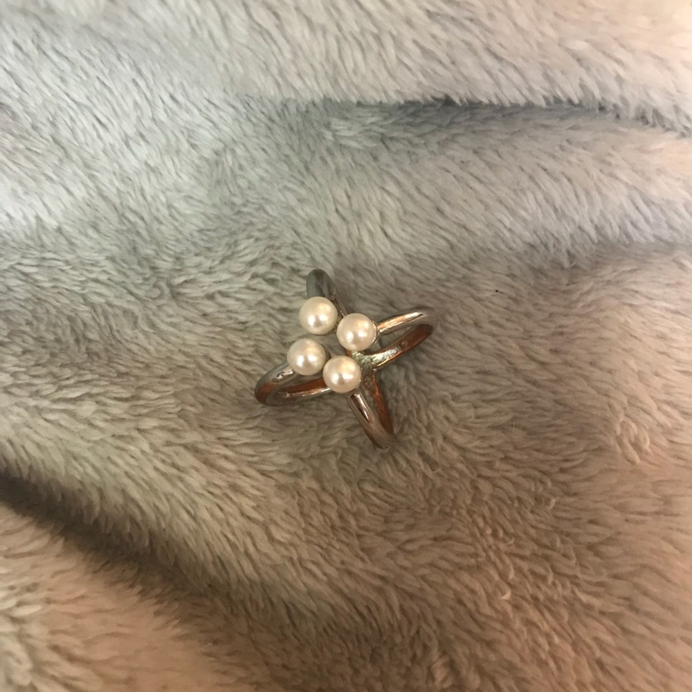 silver and pearl ring